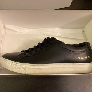 Common Projects: Original Achilles Low Sneaker 39